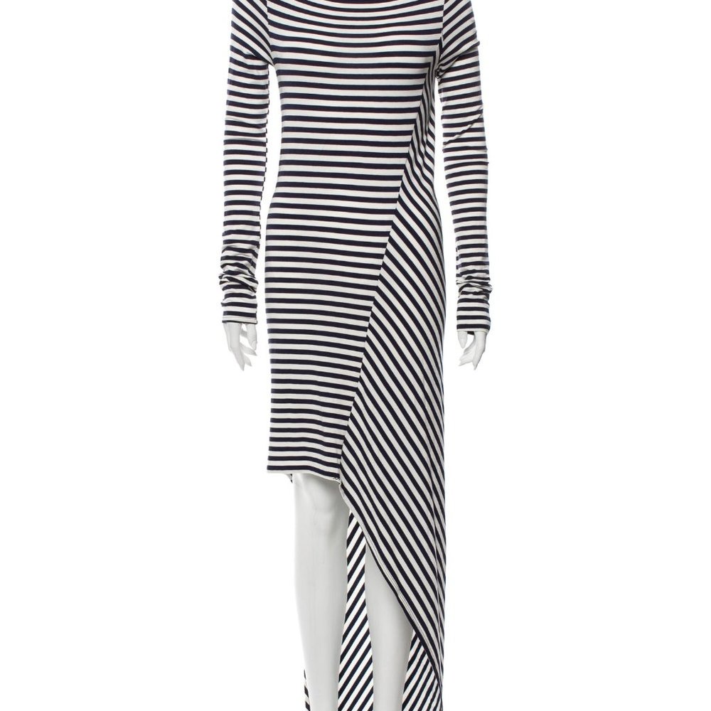 ELIZABETH AND JAMES Striped Long Dress Size: M